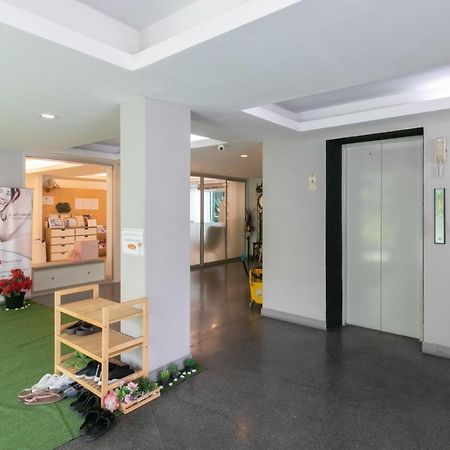 Resortel Lat Phrao 91 Bangkok Exteriör bild