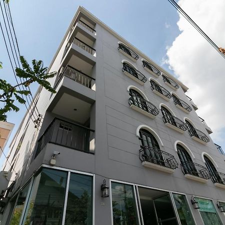 Resortel Lat Phrao 91 Bangkok Exteriör bild