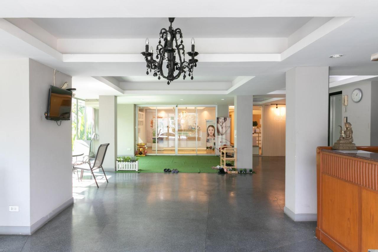 Resortel Lat Phrao 91 Bangkok Exteriör bild
