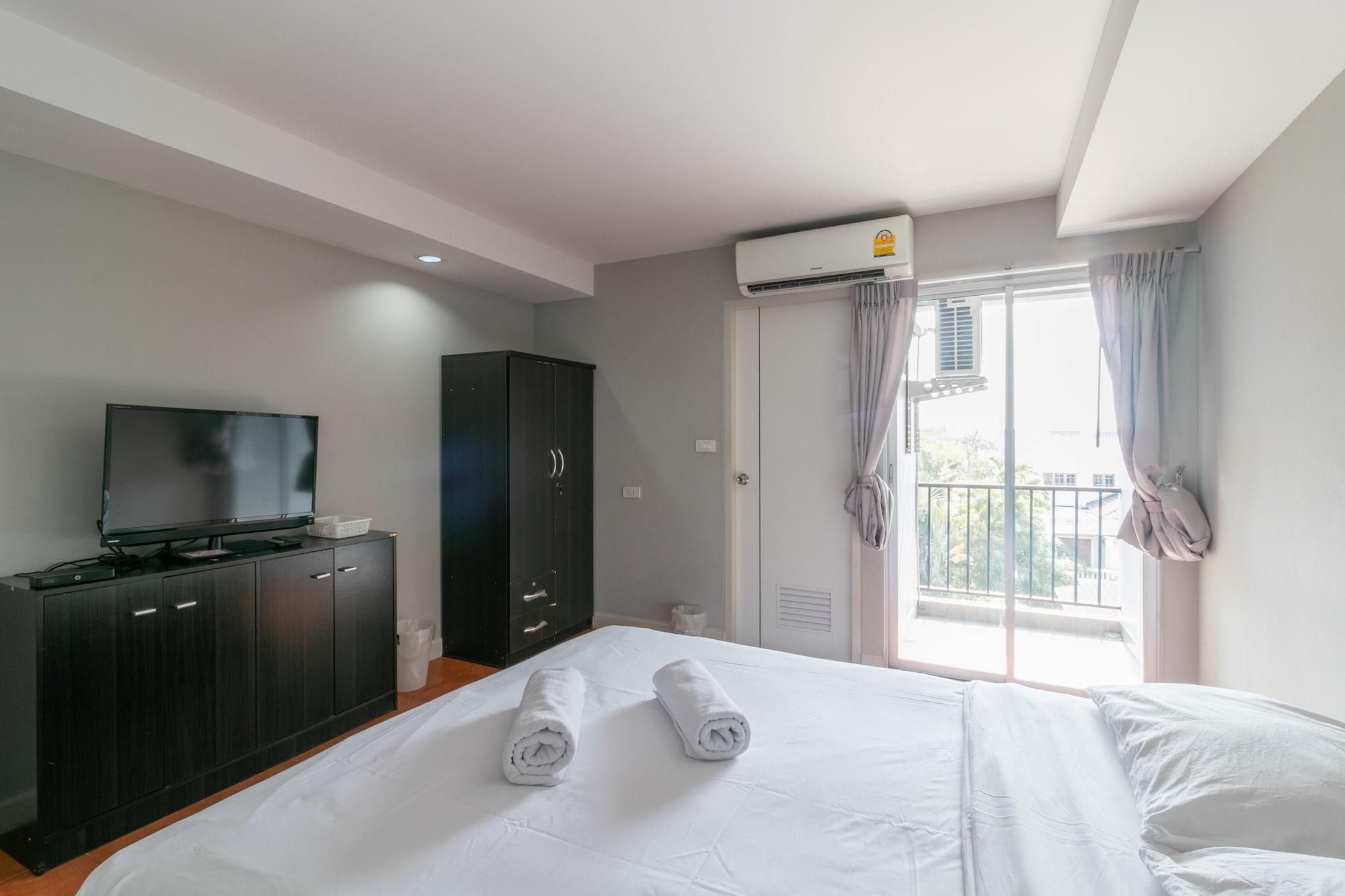 Resortel Lat Phrao 91 Bangkok Exteriör bild