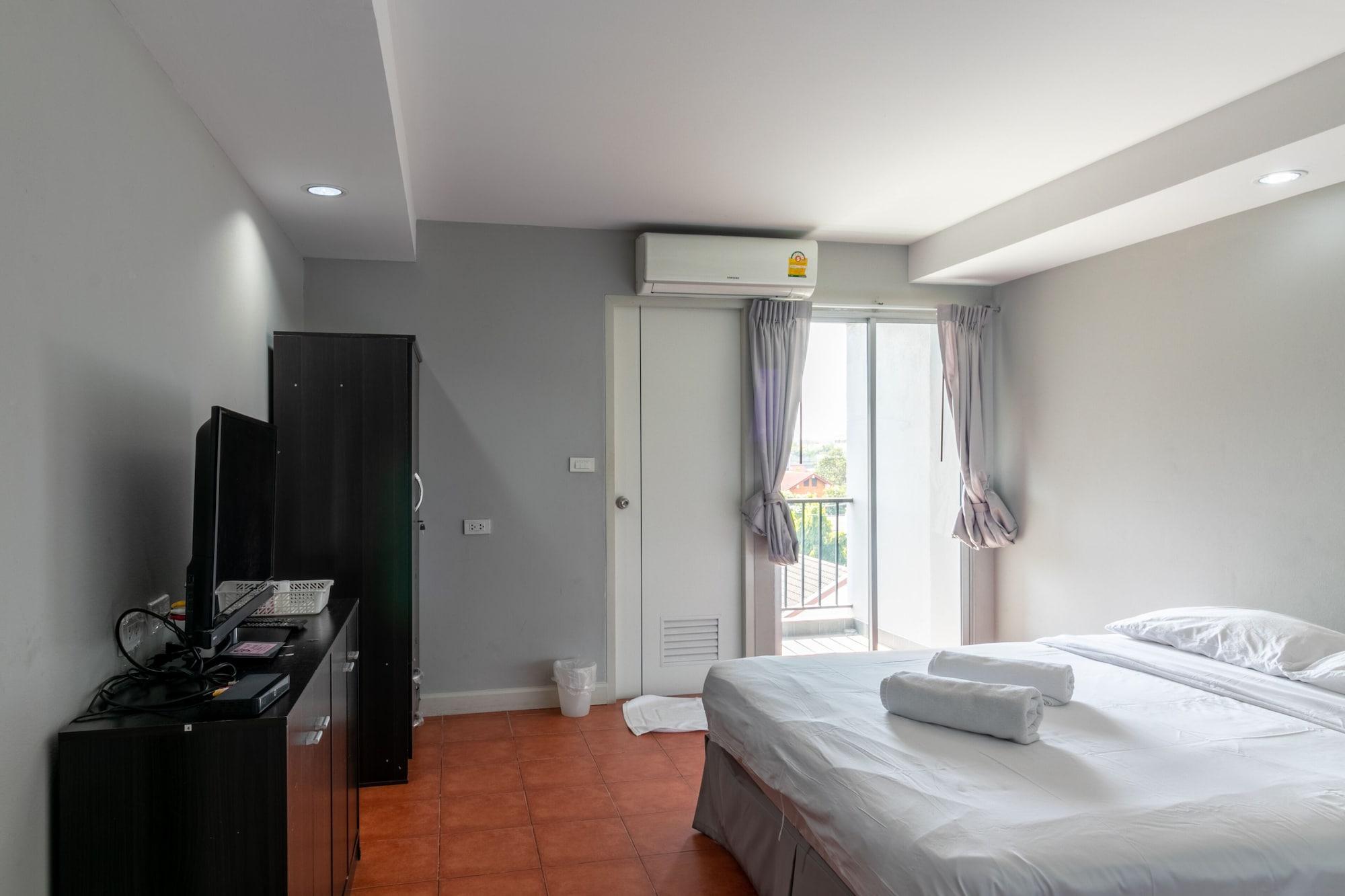 Resortel Lat Phrao 91 Bangkok Exteriör bild