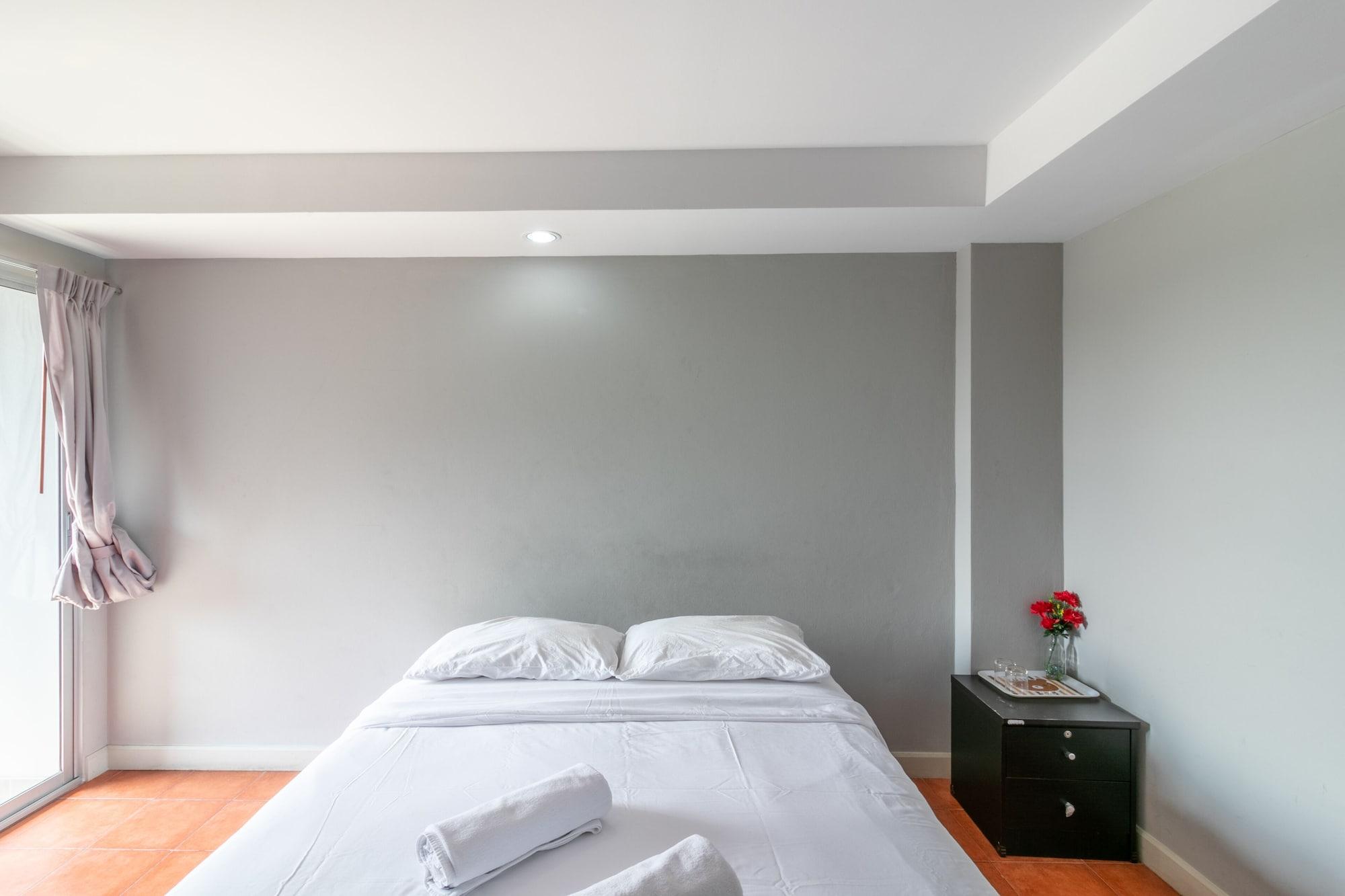 Resortel Lat Phrao 91 Bangkok Exteriör bild