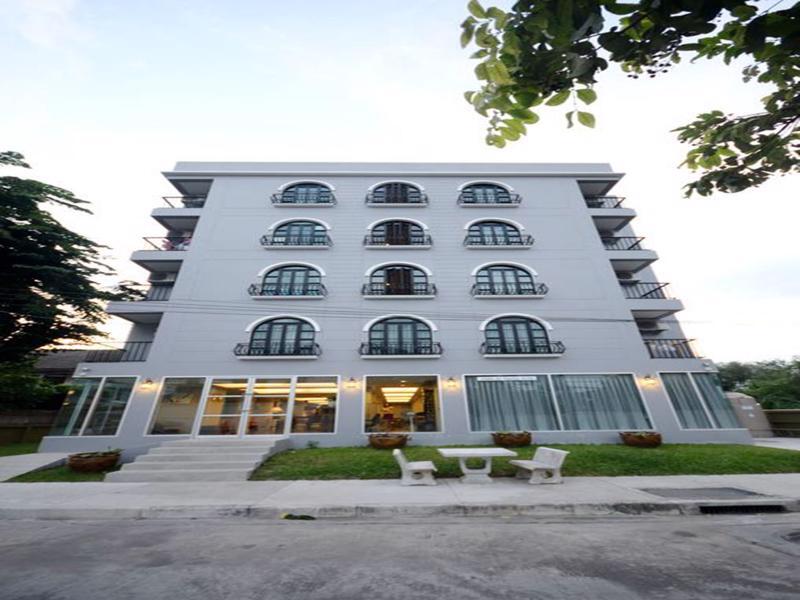 Resortel Lat Phrao 91 Bangkok Exteriör bild
